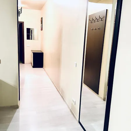 2 Heart Unirii Near Center