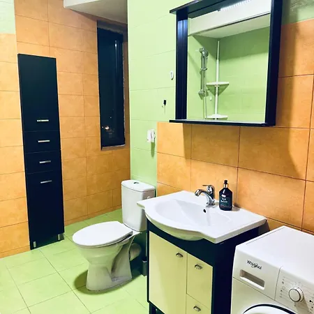 2 Heart Unirii Near Center *