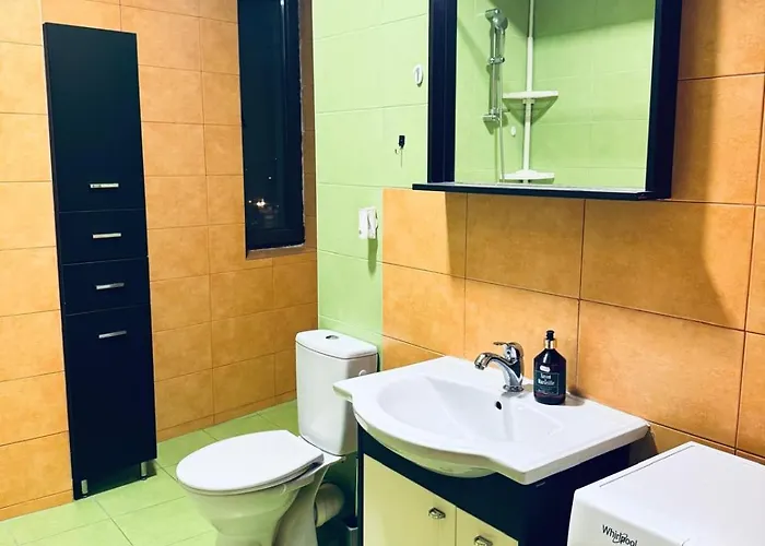 2 Heart Unirii Near Center *